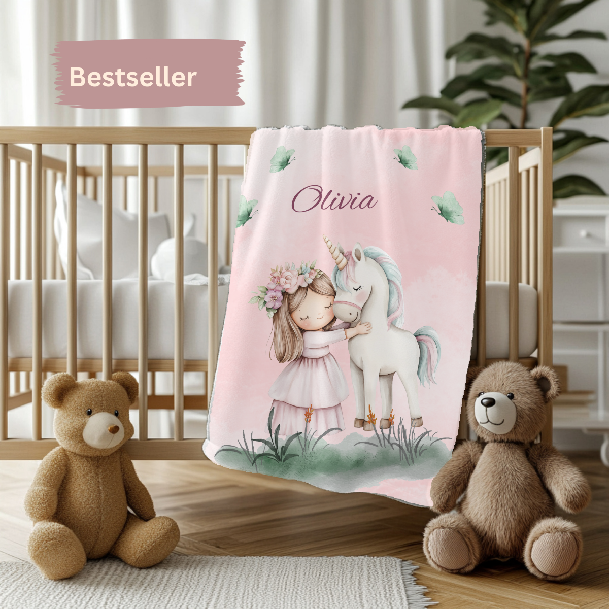 Babydecke Einhorn personalisiert Mädchen Motiv kleines Mädchen mit Einhorn auf der Wiese