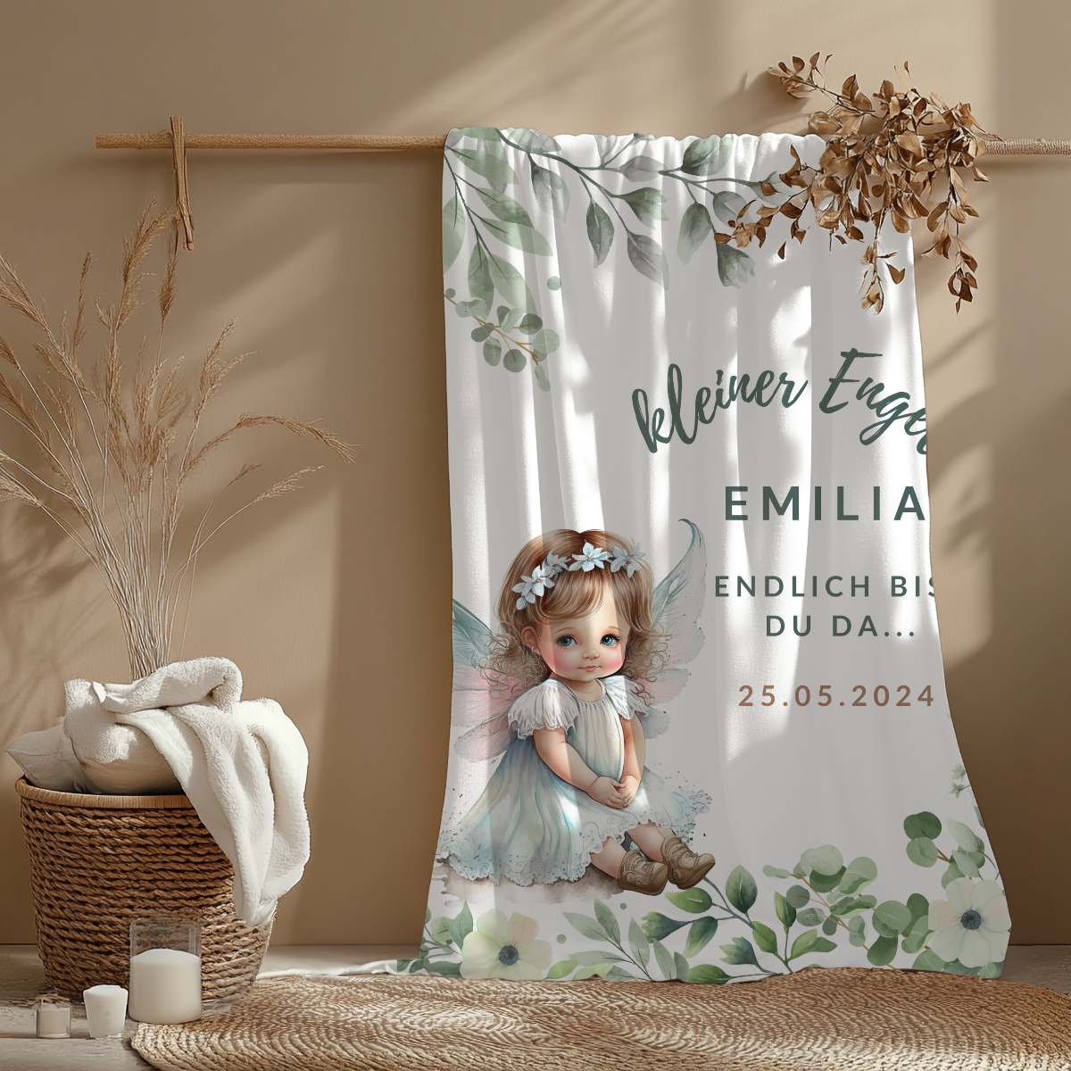Babydecke Name Datum Engelmotiv  im Kinderzimmer, Eyecatcher