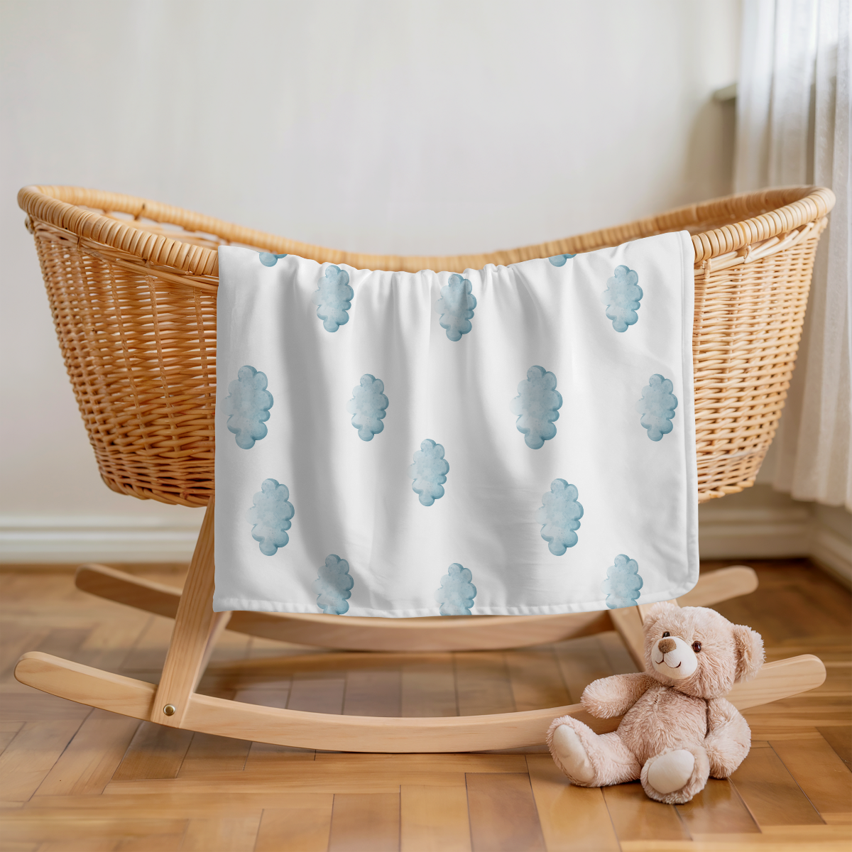 personalisierte Babydecke mit Name, Datum, Schäfchen alttagstauglich, pflegeleicht, robust